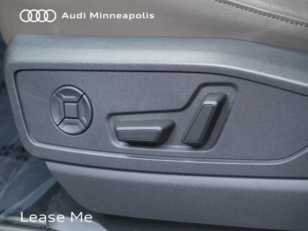Thumbnail: 2025 Audi Q5 - 17