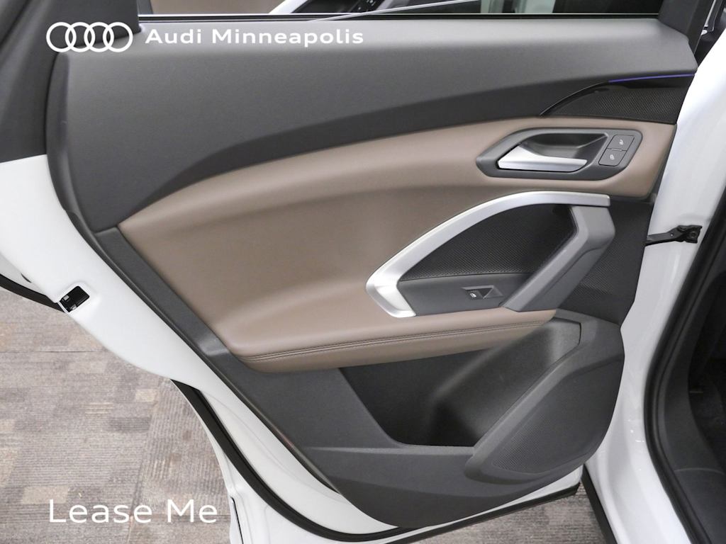 Thumbnail: 2025 Audi Q5 - 19