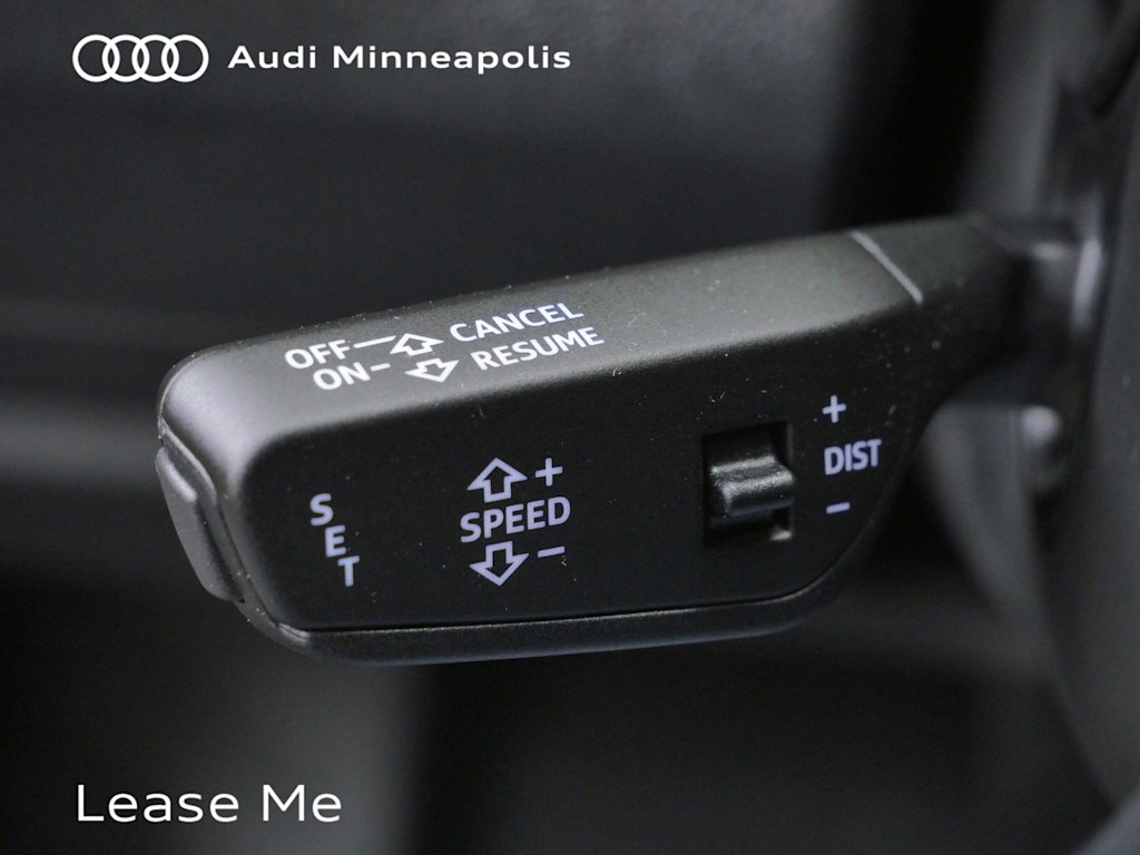 Thumbnail: 2025 Audi Q5 - 11