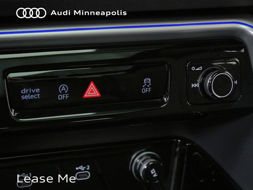 Thumbnail: 2025 Audi Q5 - 23