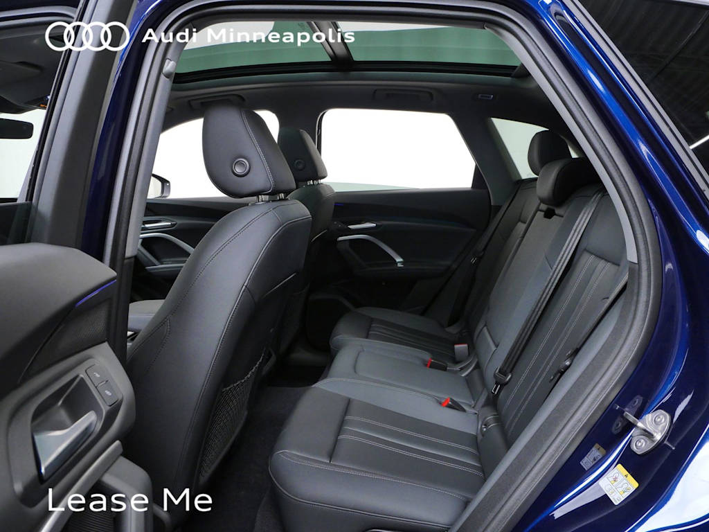 Thumbnail: 2025 Audi Q5 - 7