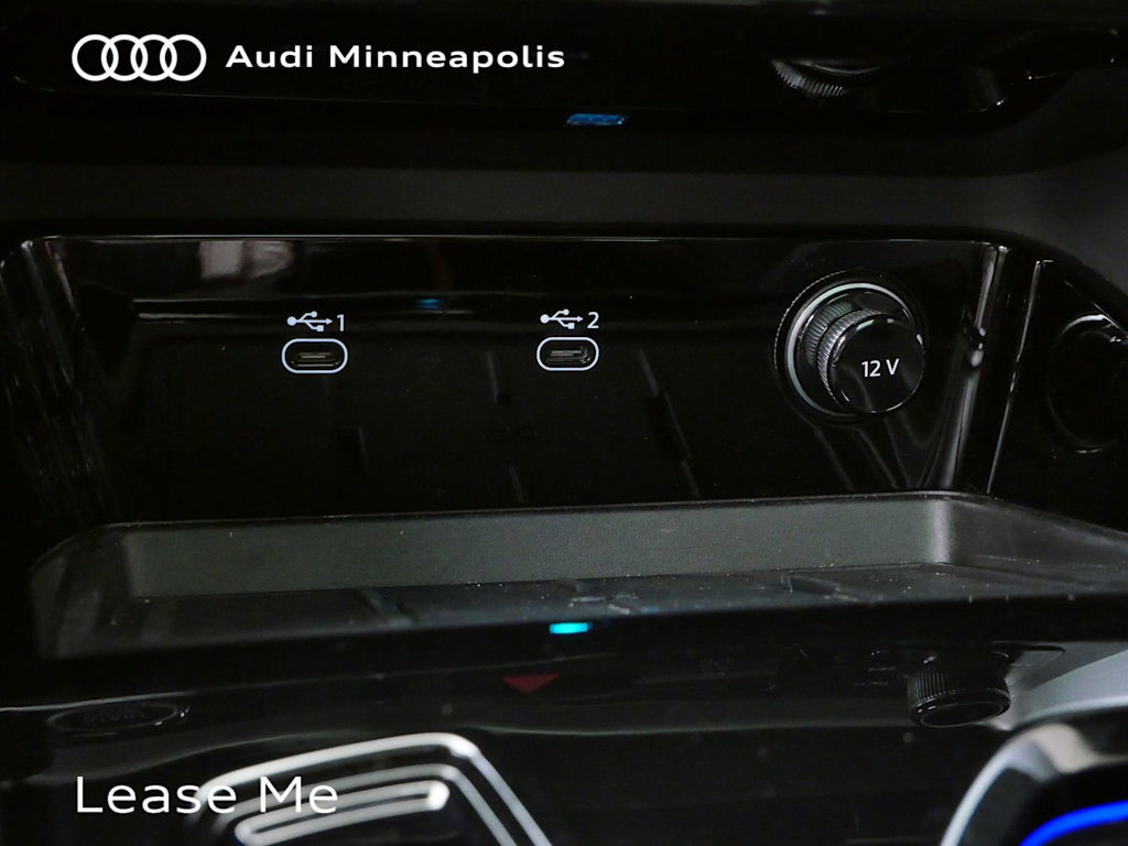 Thumbnail: 2025 Audi Q5 - 23