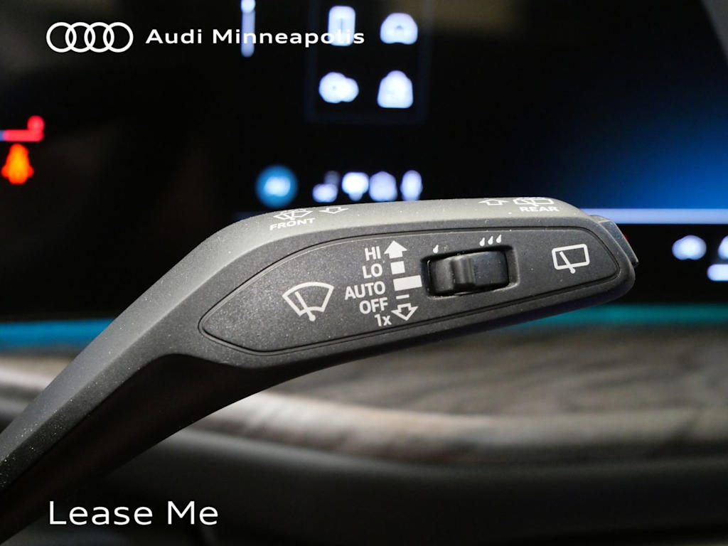 Thumbnail: 2025 Audi Q5 - 11