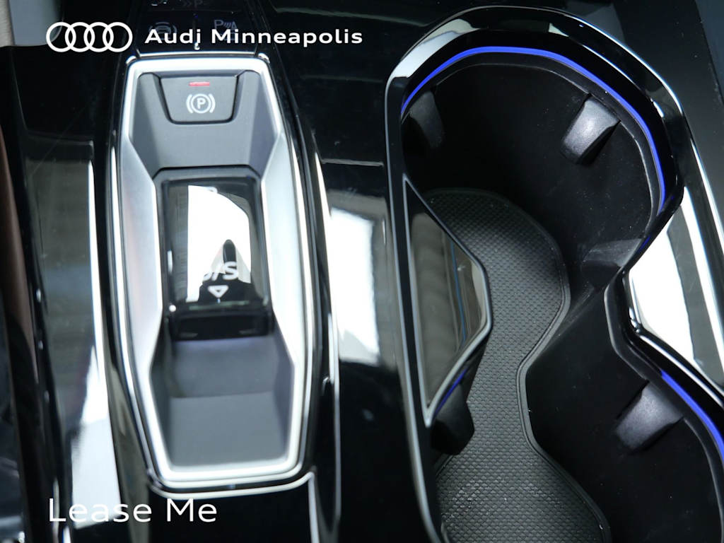 Thumbnail: 2025 Audi Q5 - 9