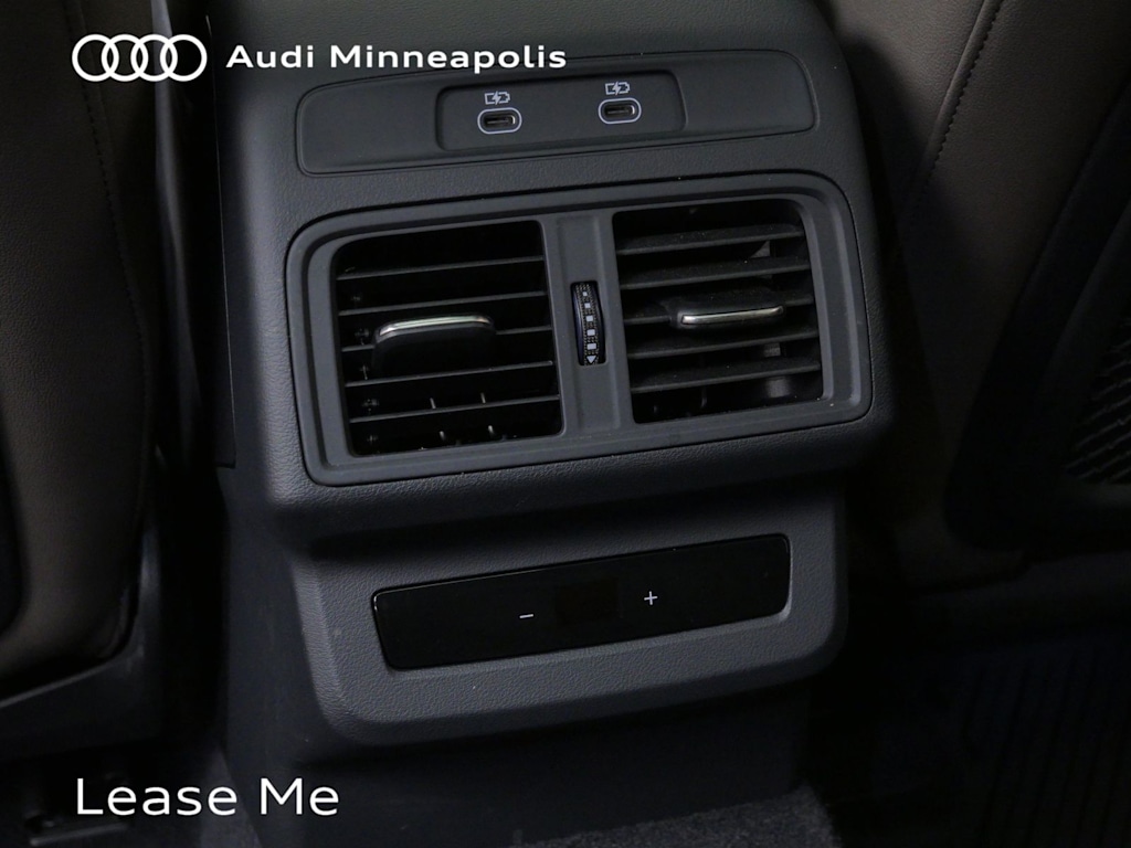 Thumbnail: 2025 Audi Q5 - 19