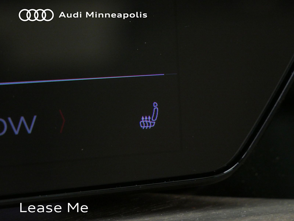 Thumbnail: 2025 Audi Q5 - 12
