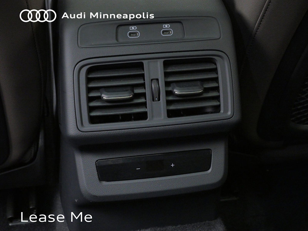Thumbnail: 2025 Audi Q5 - 18