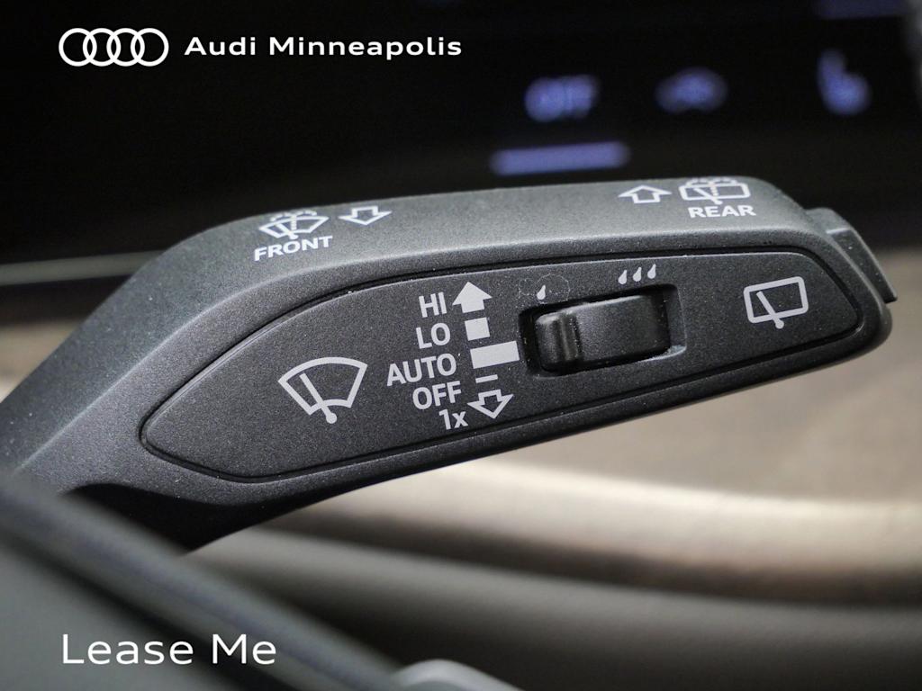 Thumbnail: 2025 Audi Q5 - 10