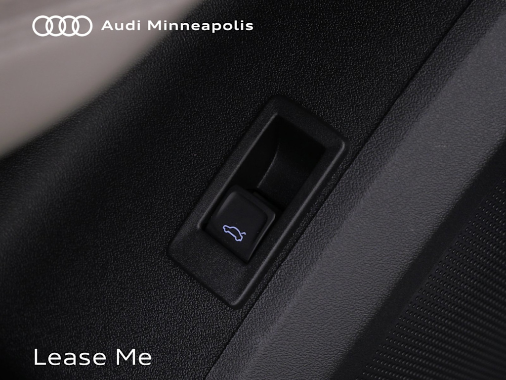 Thumbnail: 2025 Audi Q5 - 6