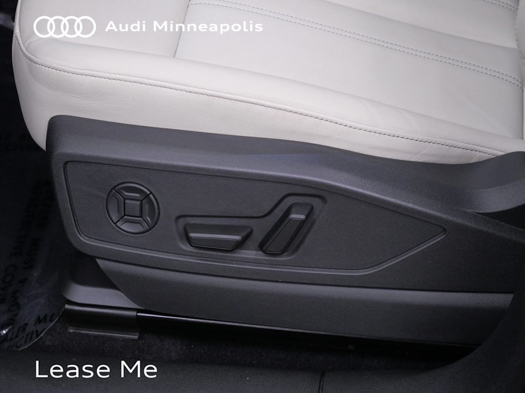 Thumbnail: 2025 Audi Q5 - 17