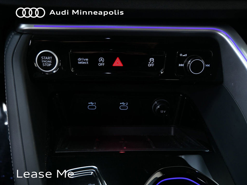 Thumbnail: 2025 Audi Q5 - 19
