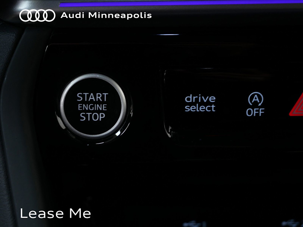 Thumbnail: 2025 Audi Q5 - 25
