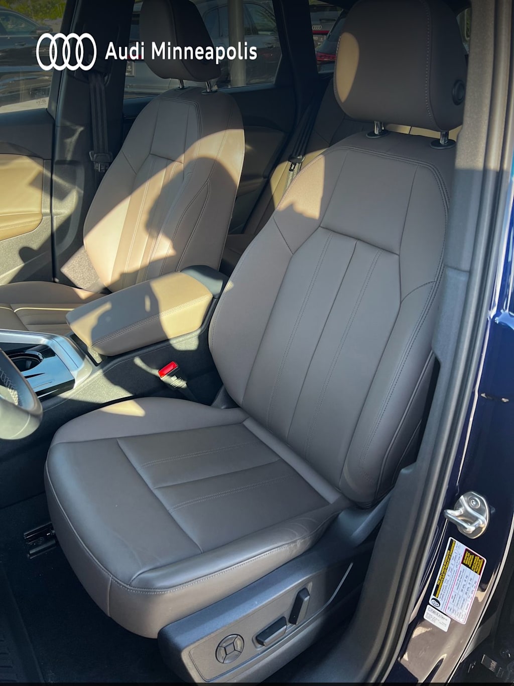 Thumbnail: 2025 Audi Q5 - 9