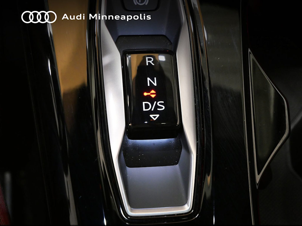 Thumbnail: 2025 Audi Q5 - 20