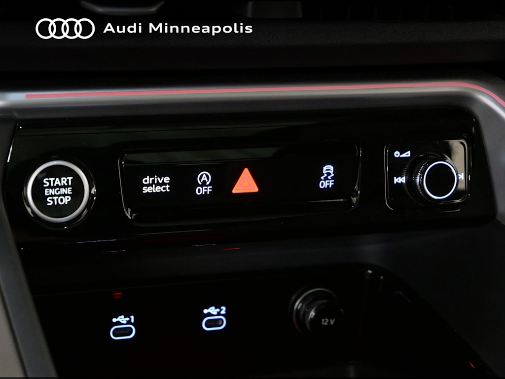 Thumbnail: 2025 Audi Q5 - 22