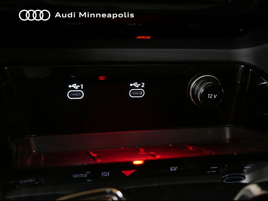 Thumbnail: 2025 Audi Q5 - 9