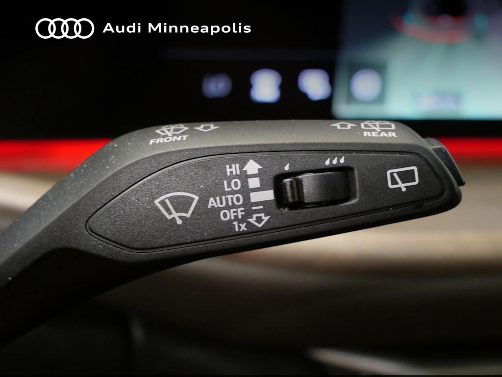 Thumbnail: 2025 Audi Q5 - 24