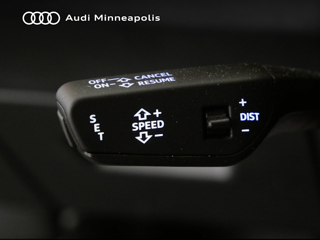 Thumbnail: 2025 Audi Q5 - 25