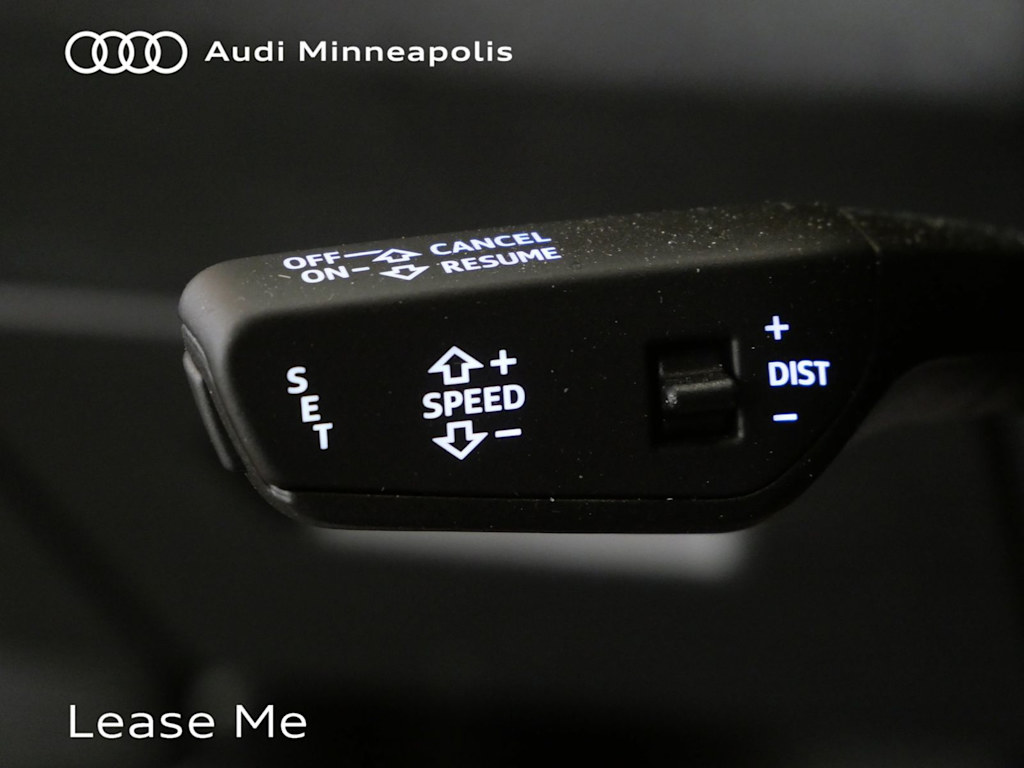 Thumbnail: 2025 Audi Q5 - 25