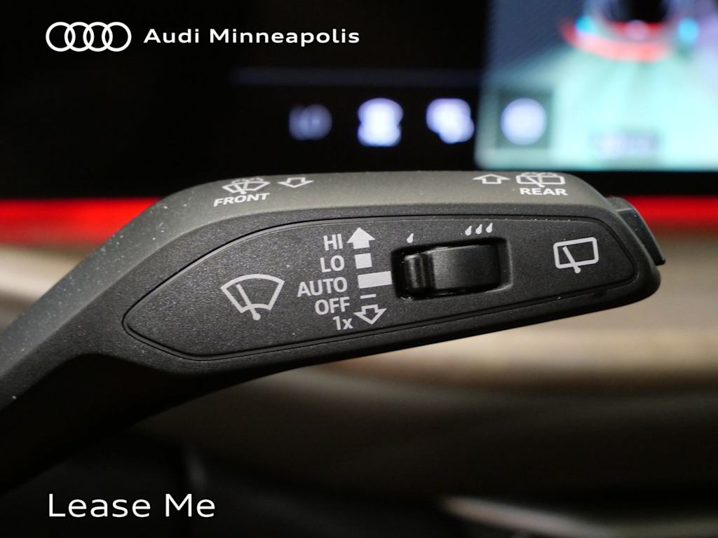 Thumbnail: 2025 Audi Q5 - 24