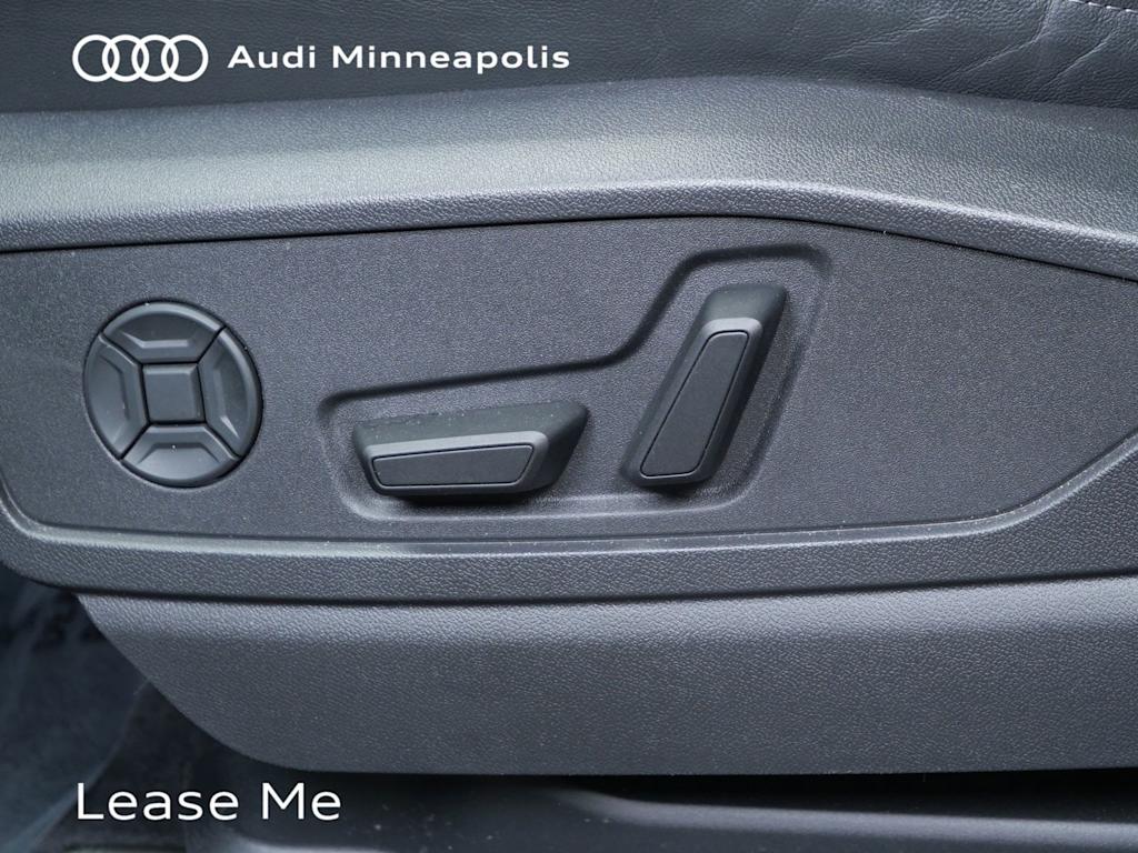 Thumbnail: 2025 Audi Q5 - 17