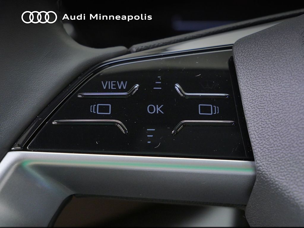 Thumbnail: 2025 Audi Q5 - 22