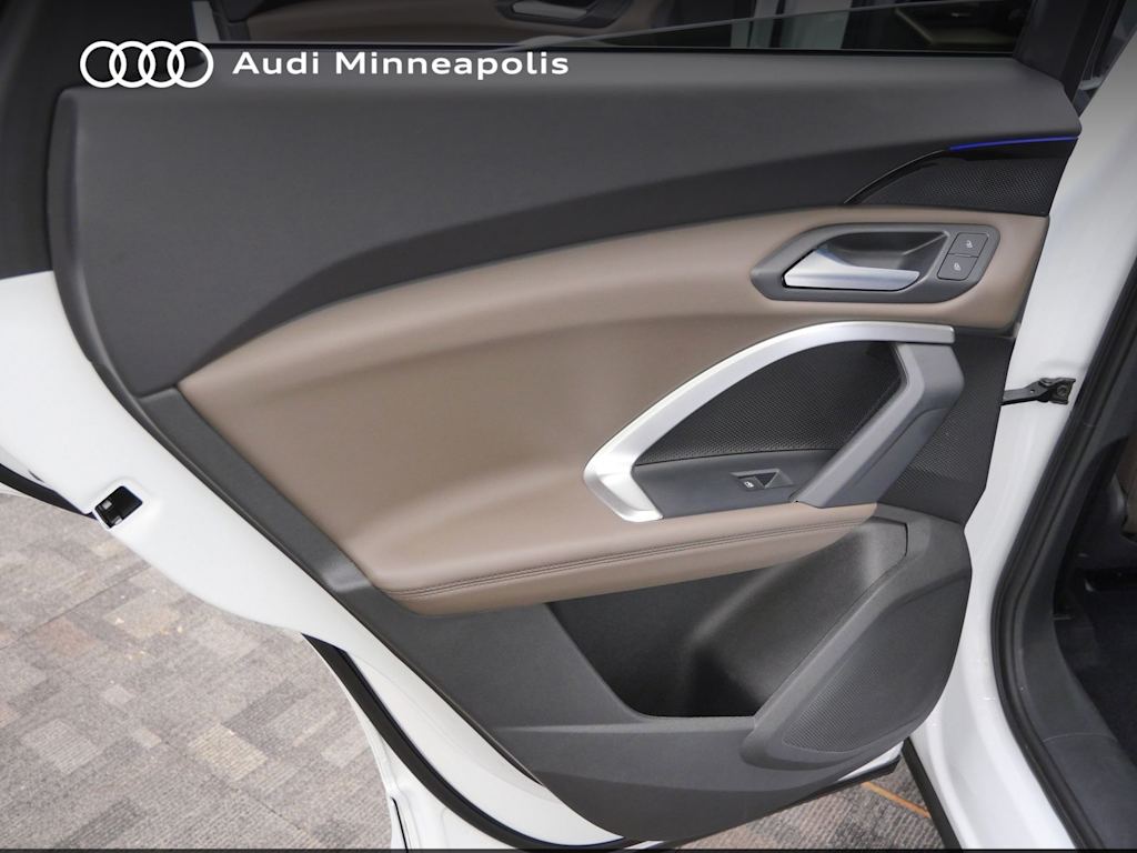 Thumbnail: 2025 Audi Q5 - 20