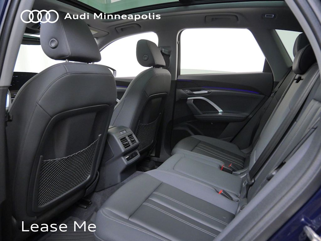 Thumbnail: 2025 Audi Q5 - 8