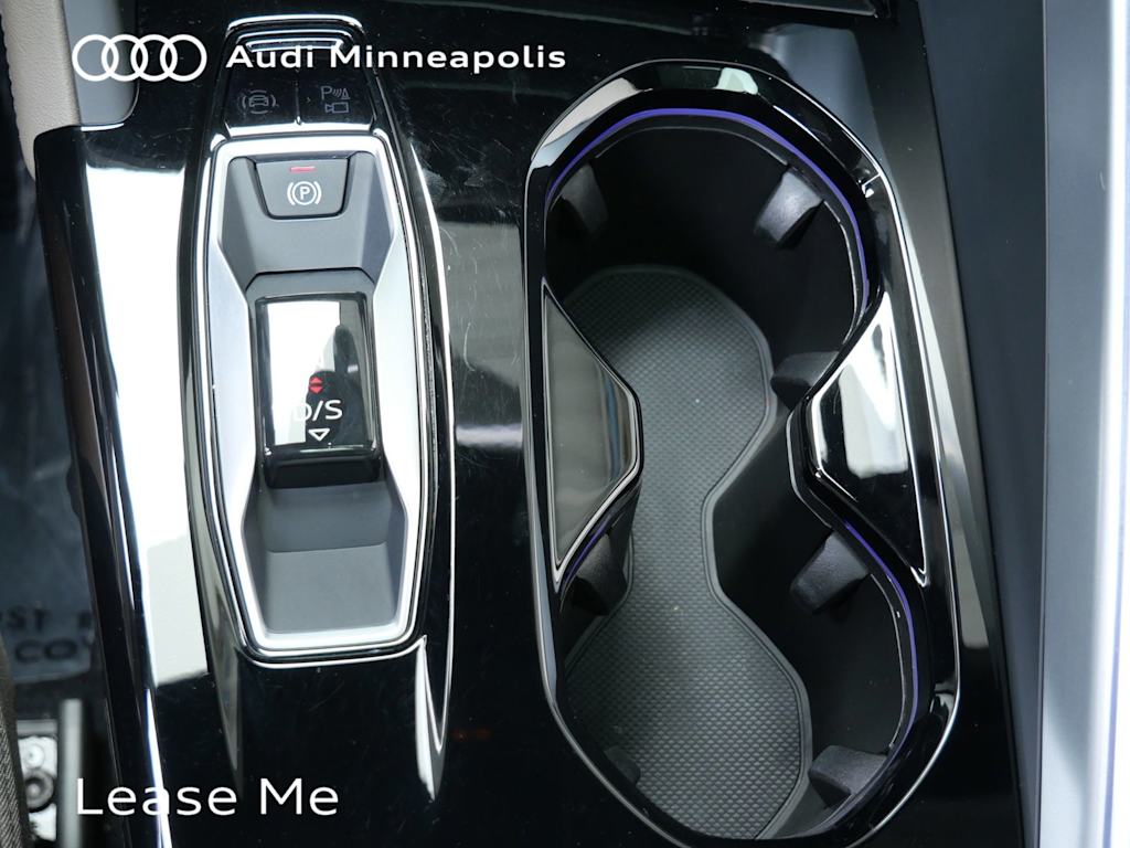 Thumbnail: 2025 Audi Q5 - 9