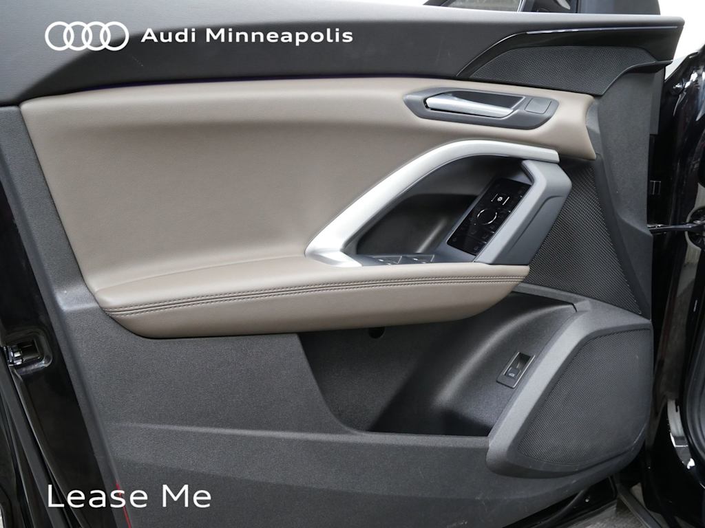 Thumbnail: 2025 Audi Q5 - 14