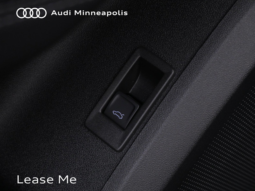 Thumbnail: 2025 Audi Q5 - 6