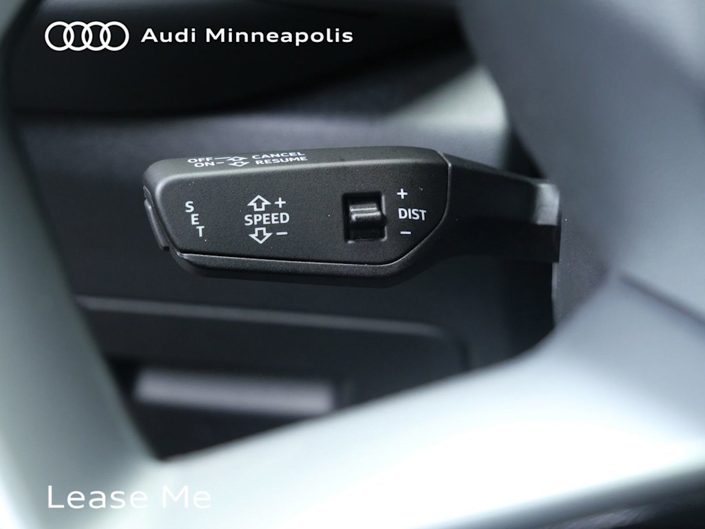 Thumbnail: 2025 Audi Q5 - 23