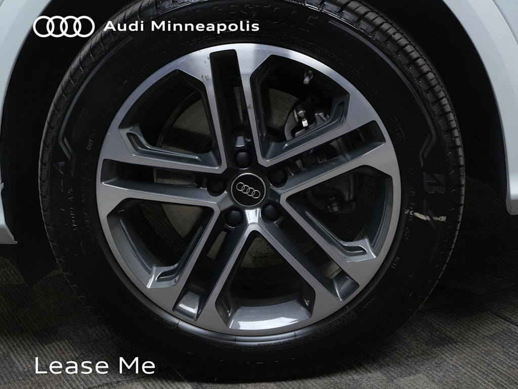 Thumbnail: 2025 Audi Q5 - 8