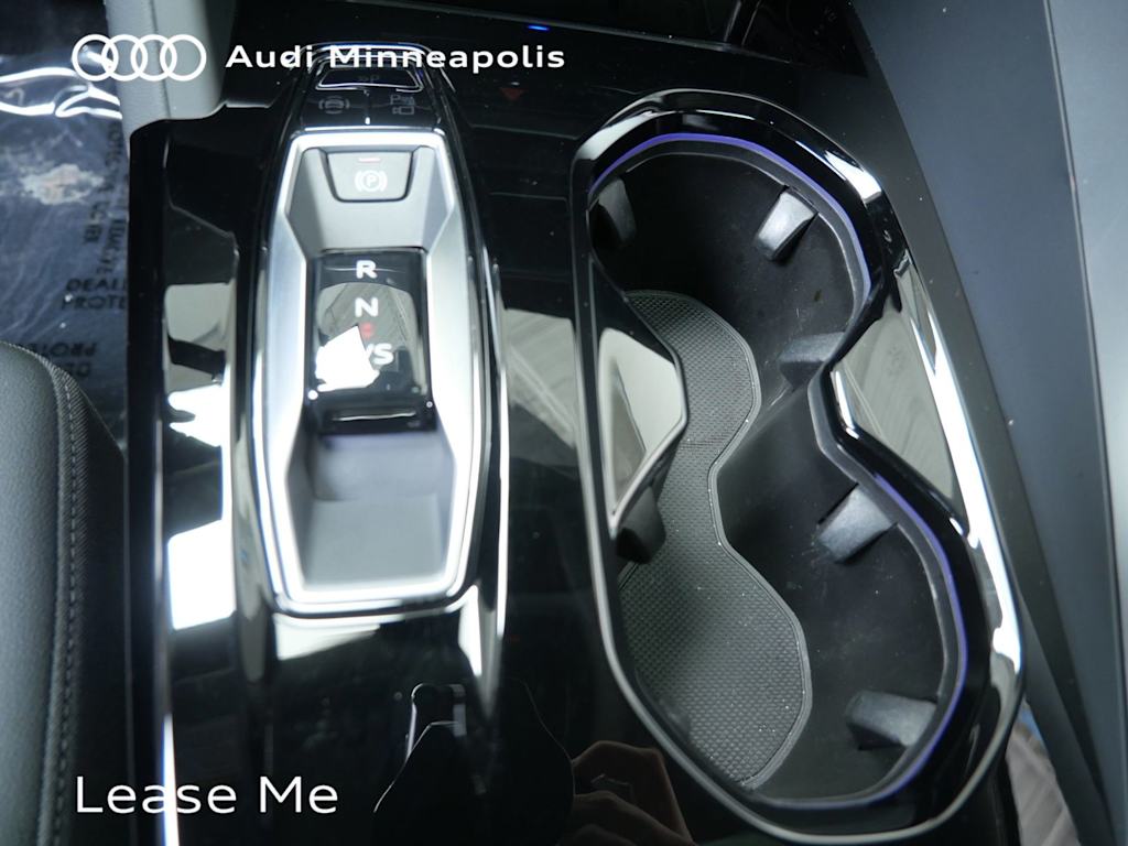 Thumbnail: 2025 Audi Q5 - 12