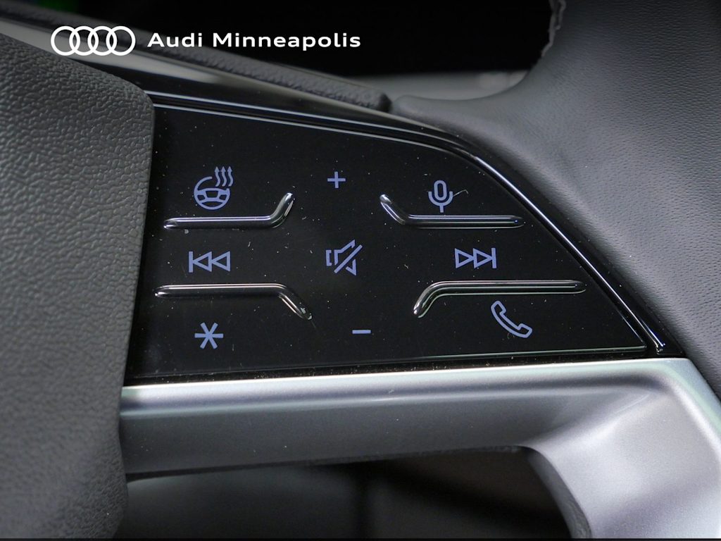 Thumbnail: 2025 Audi Q5 - 21