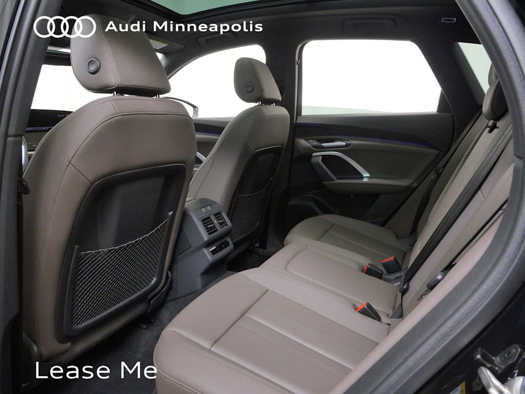 Thumbnail: 2025 Audi Q5 - 8