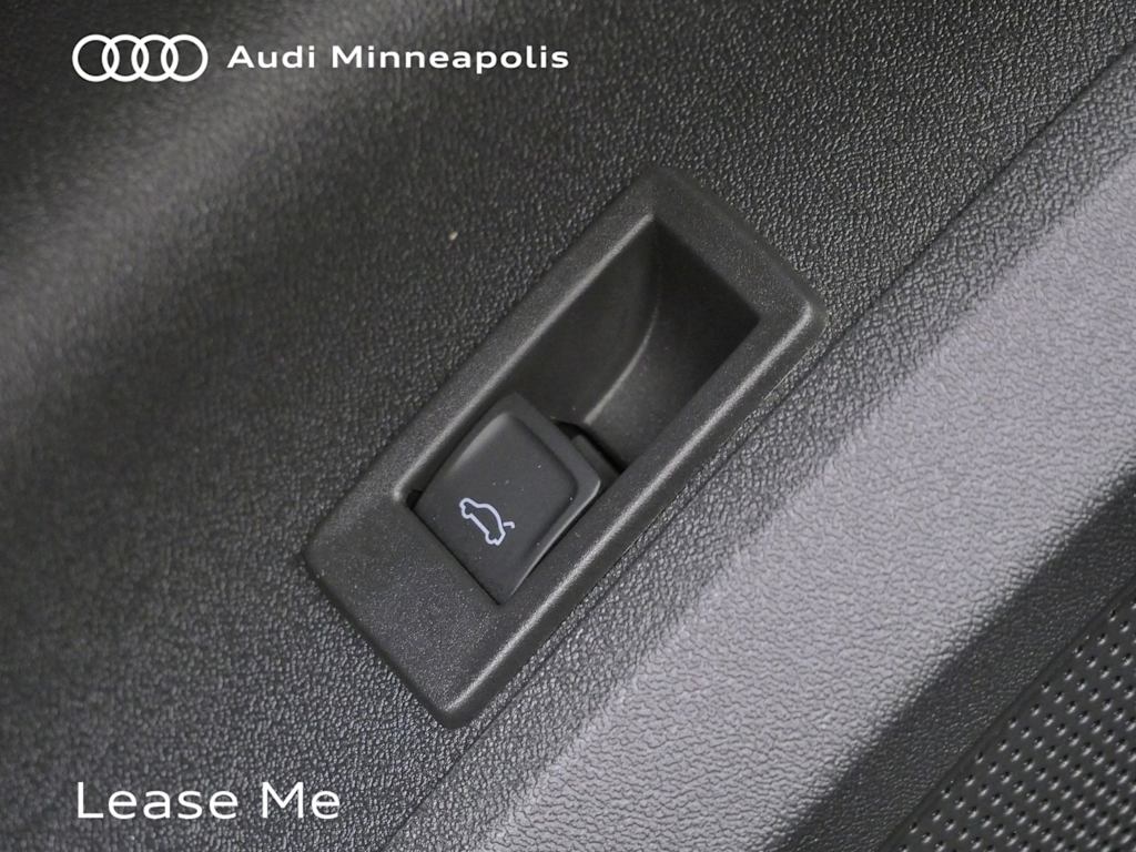 Thumbnail: 2025 Audi Q5 - 6