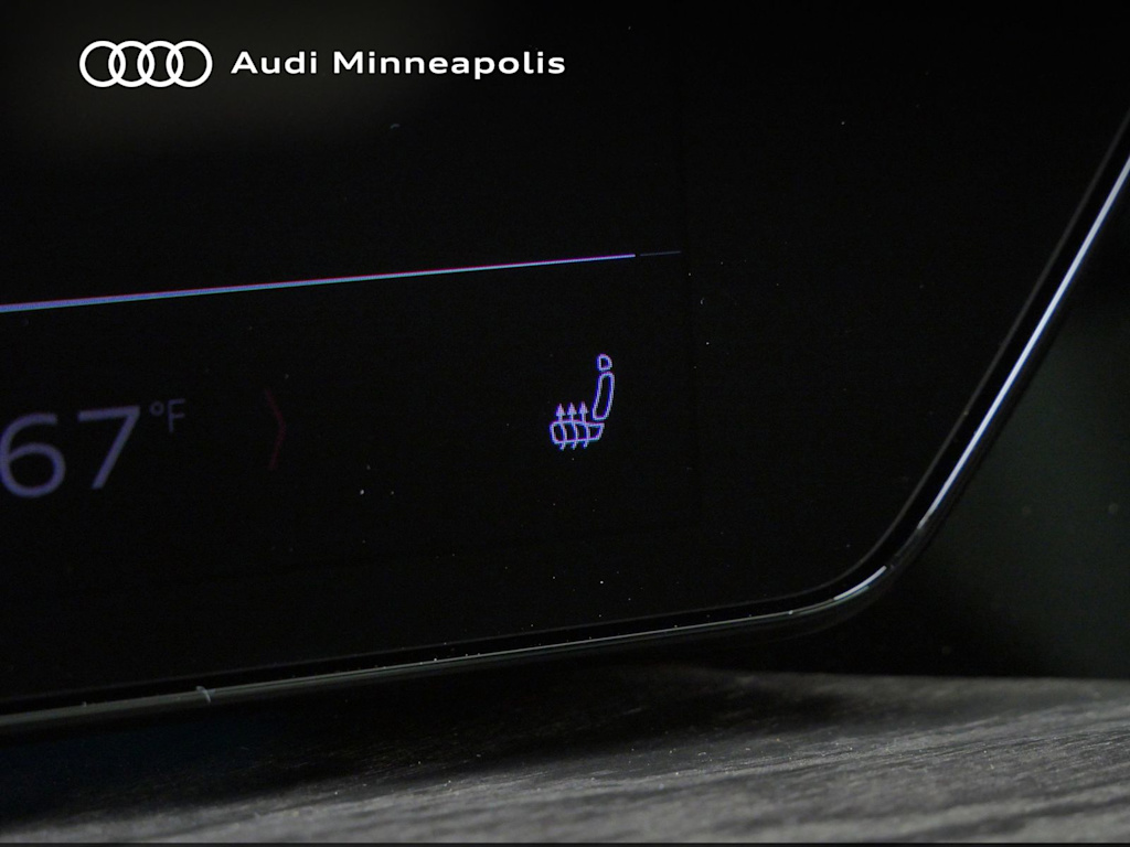 Thumbnail: 2025 Audi Q5 - 12