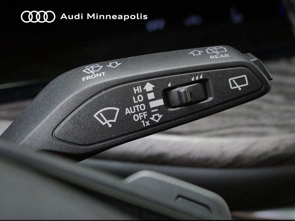 Thumbnail: 2025 Audi Q5 - 23