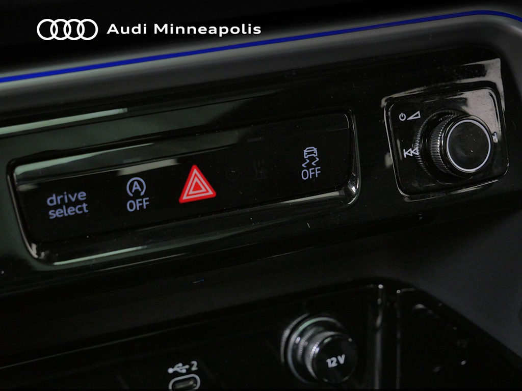 Thumbnail: 2025 Audi Q5 - 27