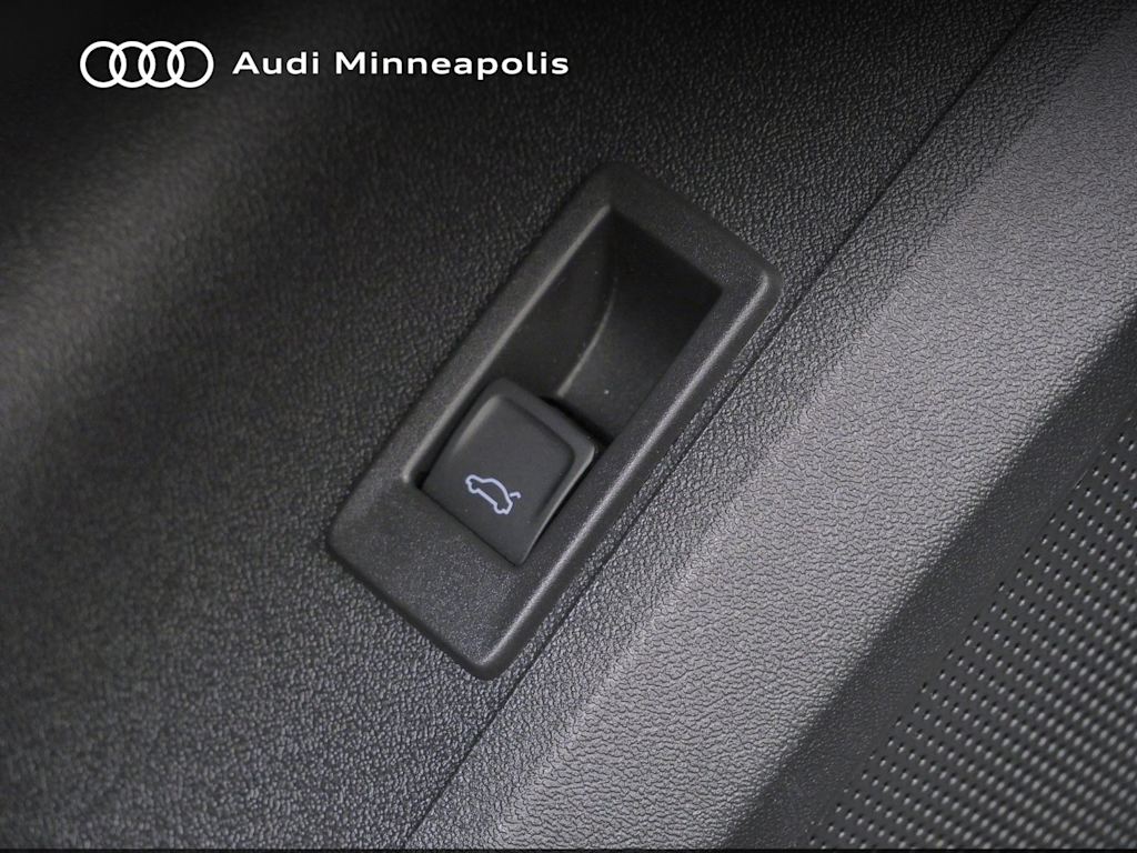Thumbnail: 2025 Audi Q5 - 7