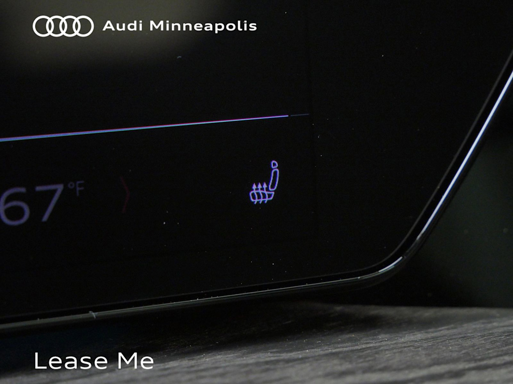 Thumbnail: 2025 Audi Q5 - 12
