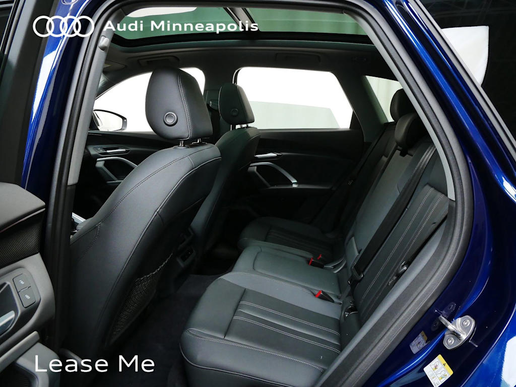 Thumbnail: 2025 Audi Q5 - 7