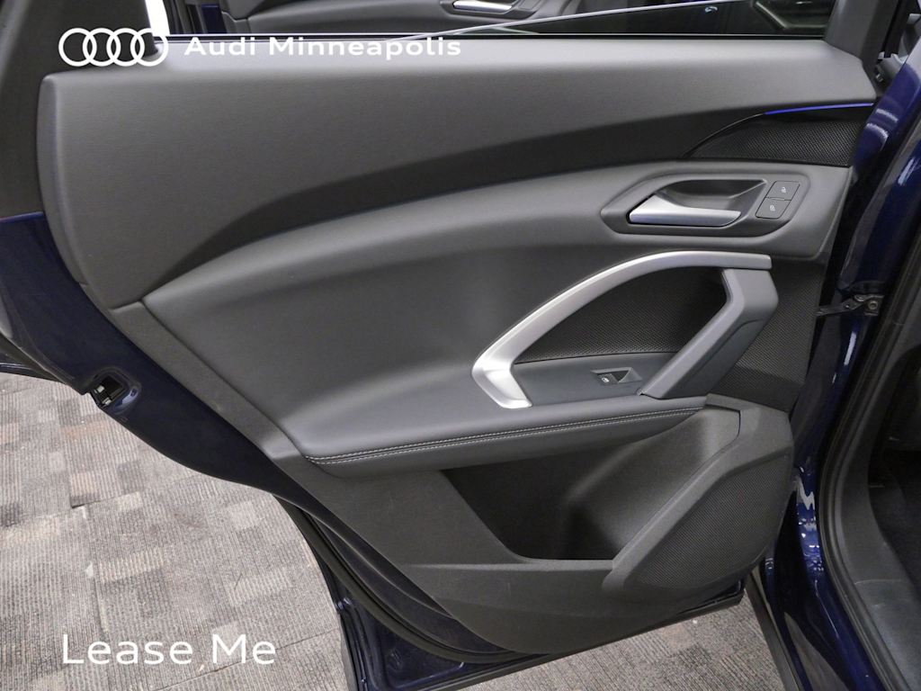 Thumbnail: 2025 Audi Q5 - 18