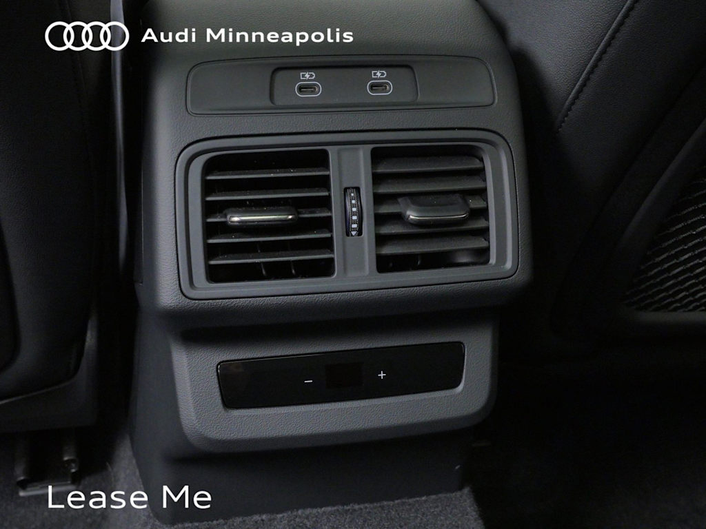 Thumbnail: 2025 Audi Q5 - 19