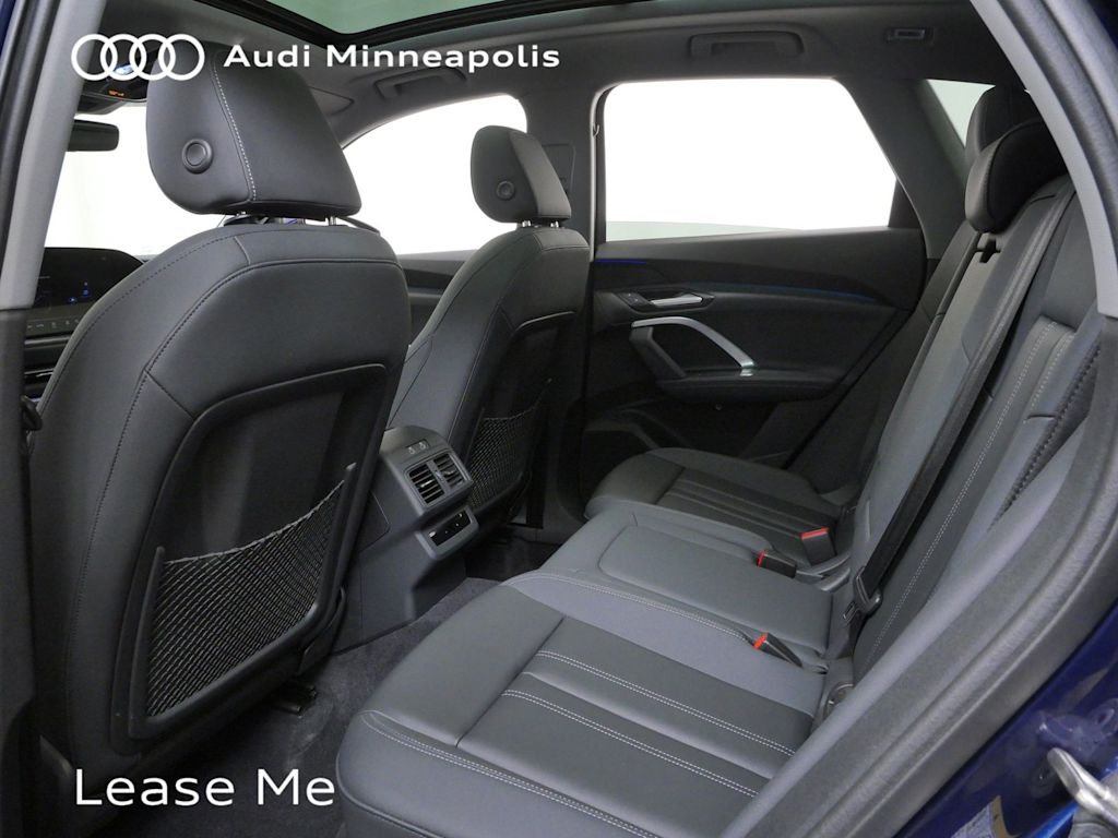 Thumbnail: 2025 Audi Q5 - 8