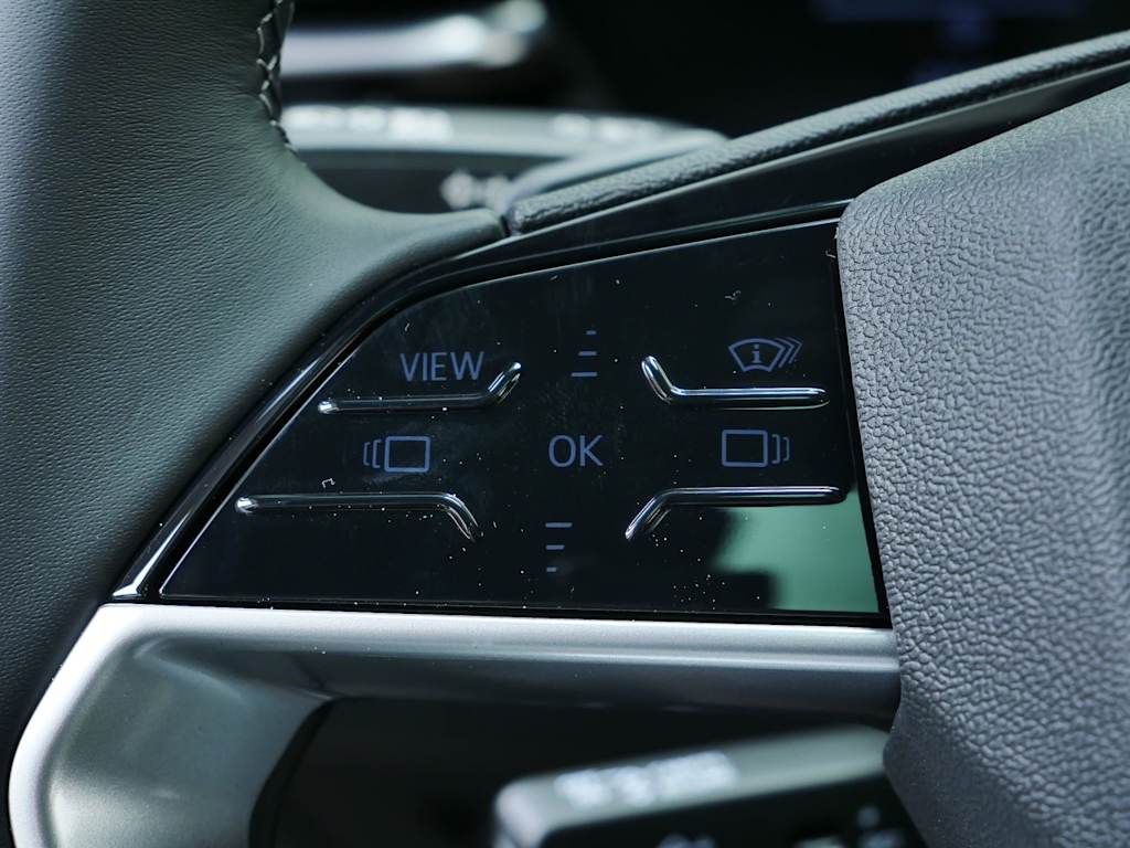 Thumbnail: 2025 Audi Q5 - 14