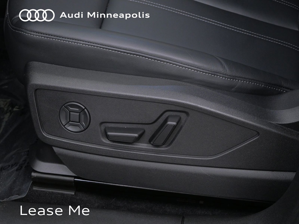 Thumbnail: 2025 Audi Q5 - 18