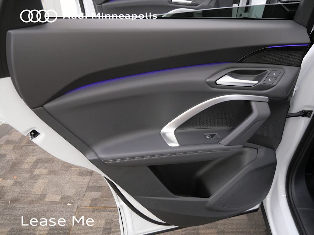Thumbnail: 2025 Audi Q5 - 19