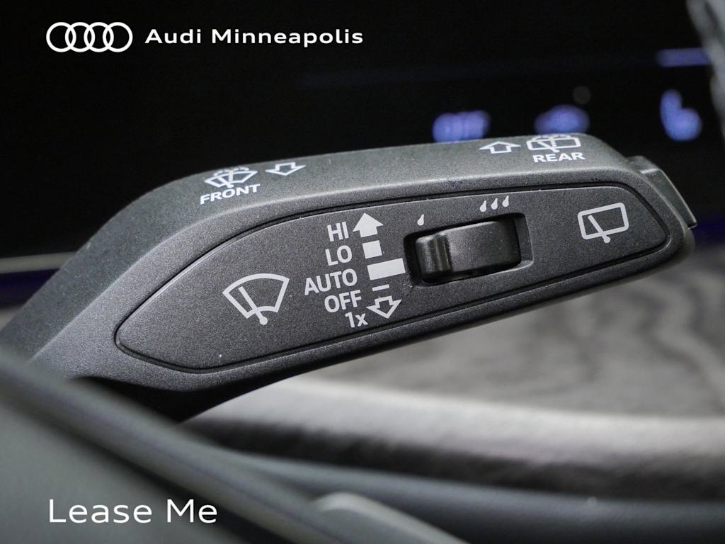 Thumbnail: 2025 Audi Q5 - 11